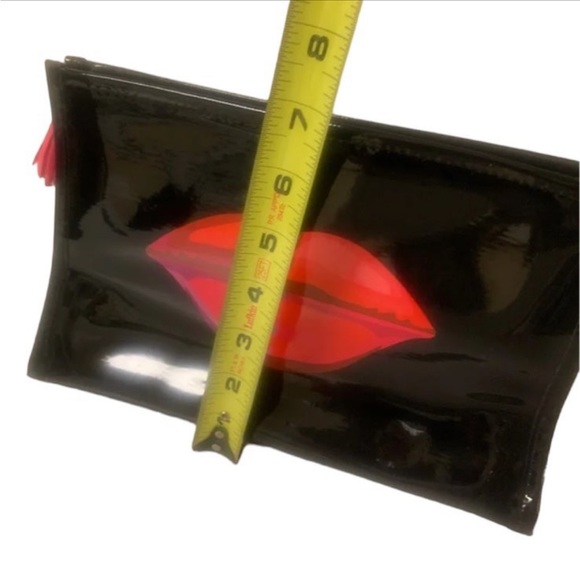 Macy’s Large Black Makeup Travel bag - NWT - Picture 7 of 11